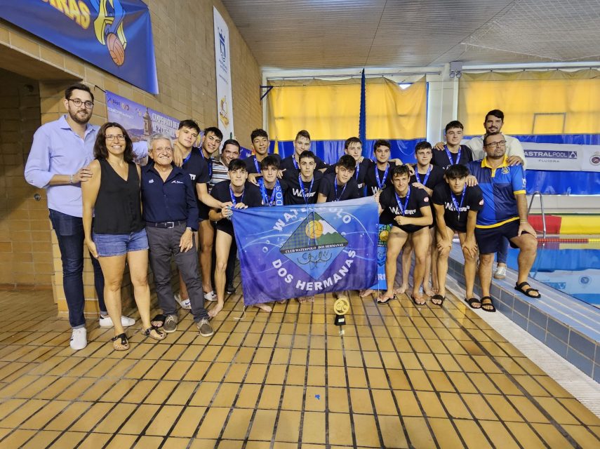 El CW Dos Hermanas vence el Nacional de Waterpolo en Algeciras El CW Dos Hermanas vence el Nacional de Waterpolo en Algeciras
